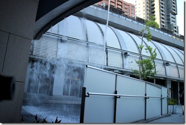 2016-07-05 18.01.03-2048